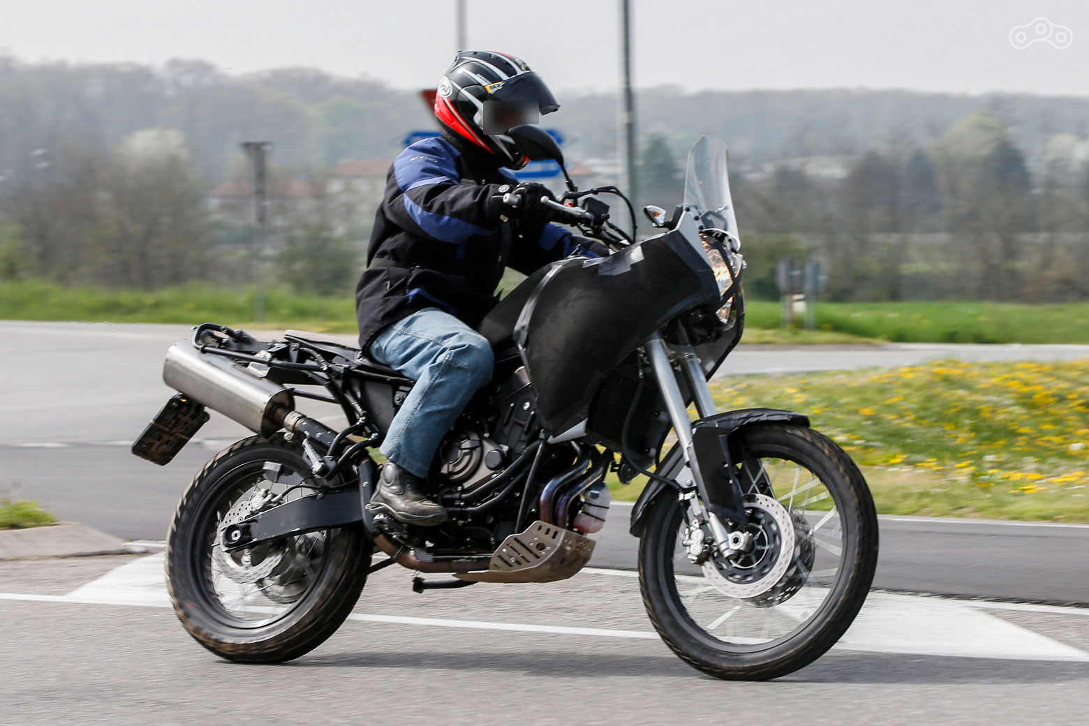 Фото нового среднекубатурного эндуро Yamaha XTZ 700 (?) 2017 года