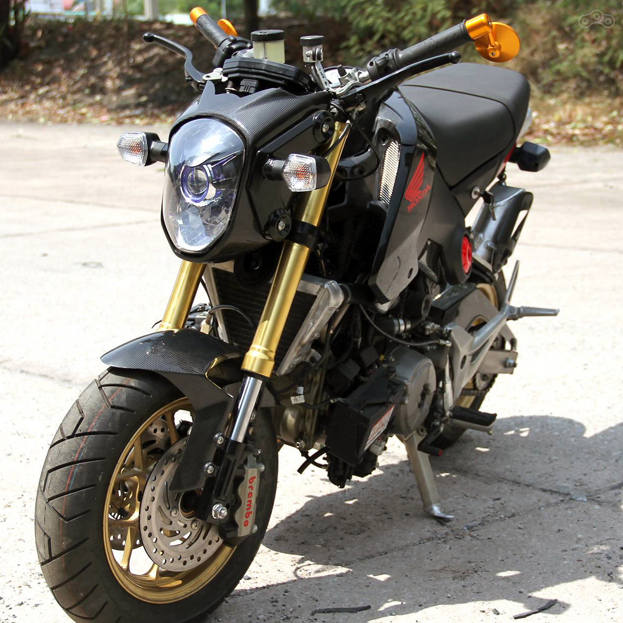 Минимото Honda Grom с двигателем Ducati Panigale