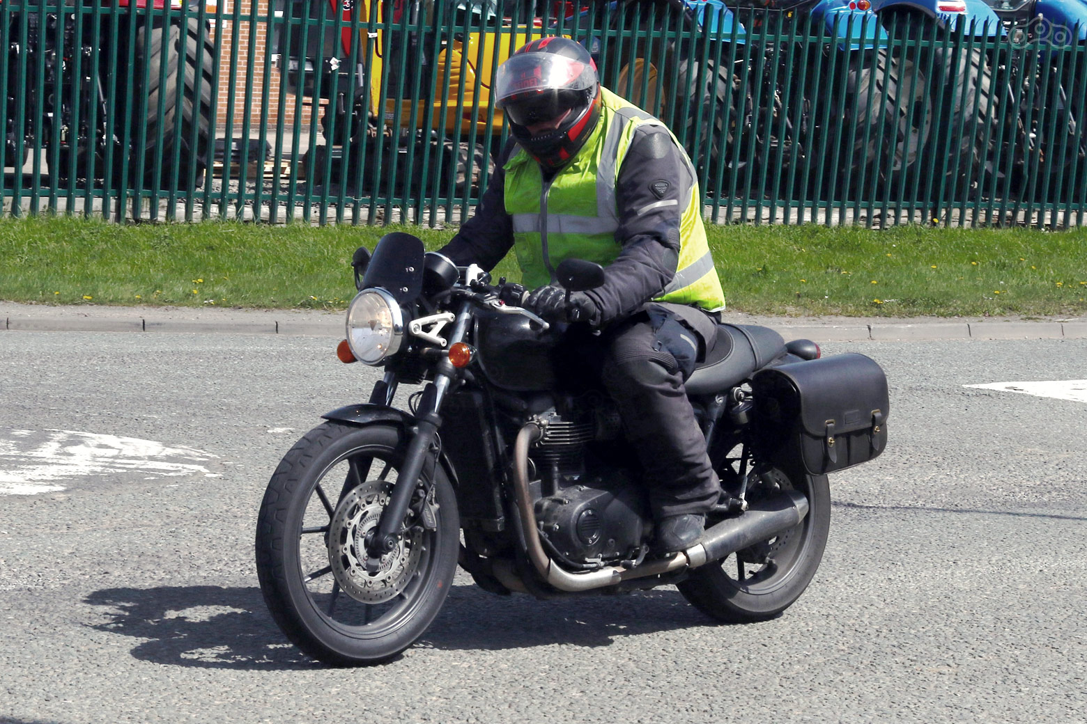 Фото нового мотоцикла Triumph Street Cup 2017 («Триумф Стрит Кап»)