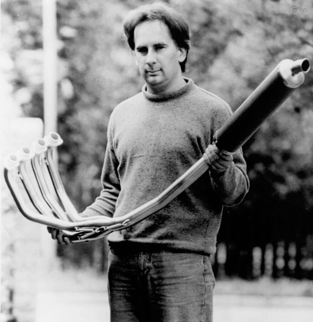 Основатель компании Akrapovič («Акрапович») – Игорь Акрапович (Igor Akrapovič)