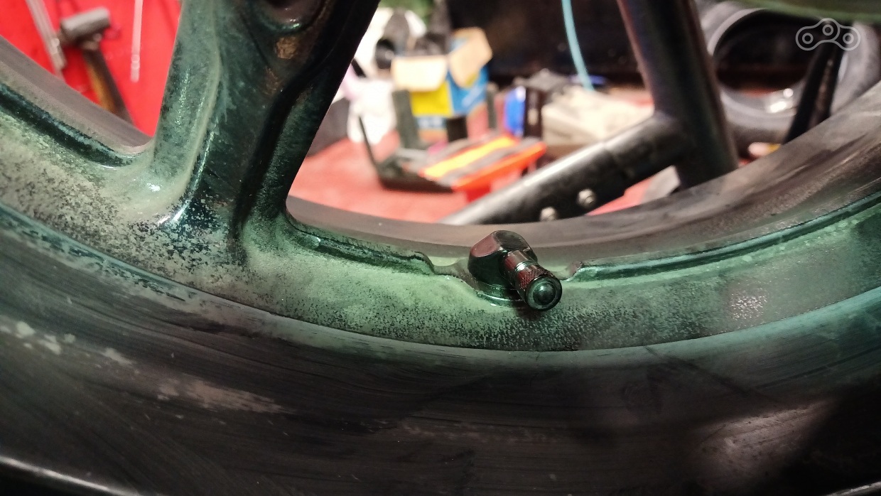 Ну и ниппель за одно 90°