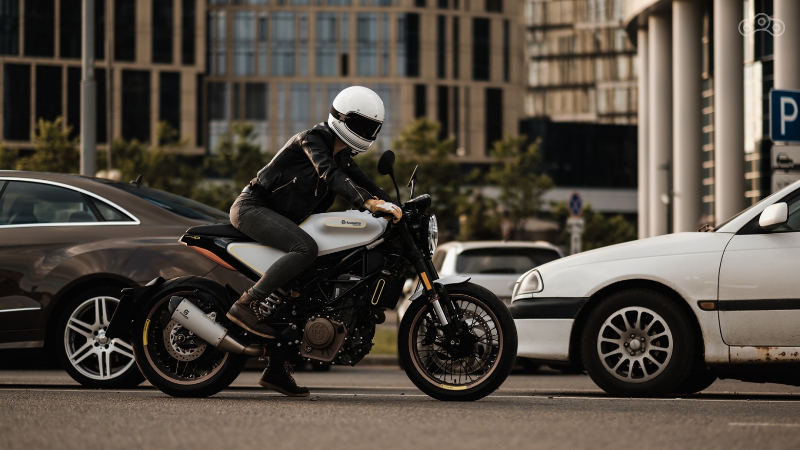 Husqvarna Vitpilen 401 | 2018 Biltwell Gringo LE SPECTRUM