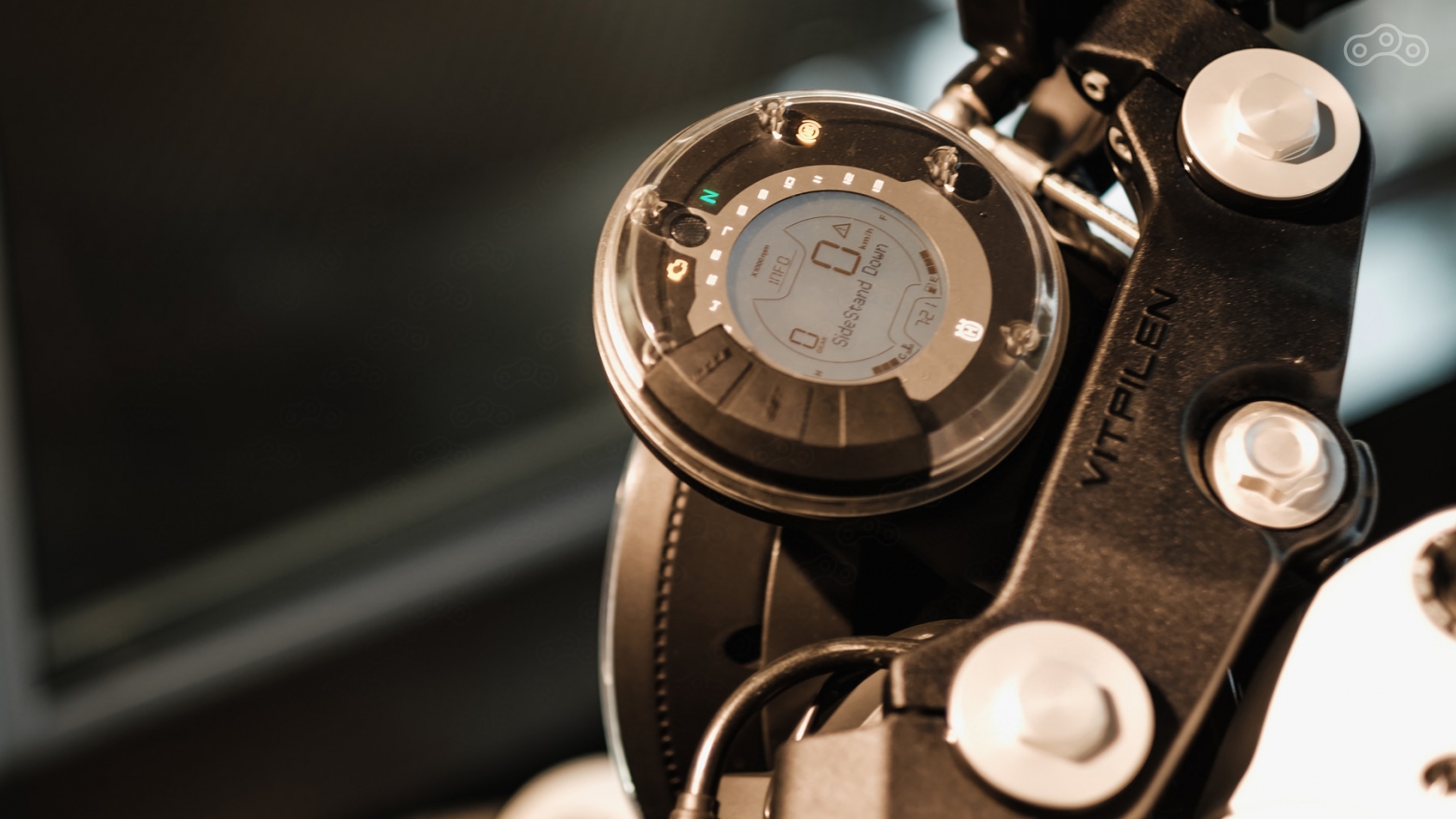 Husqvarna Vitpilen 401 | 2018 Biltwell Gringo LE SPECTRUM