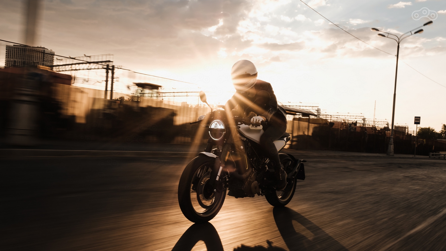 Husqvarna Vitpilen 401 | 2018 Biltwell Gringo LE SPECTRUM