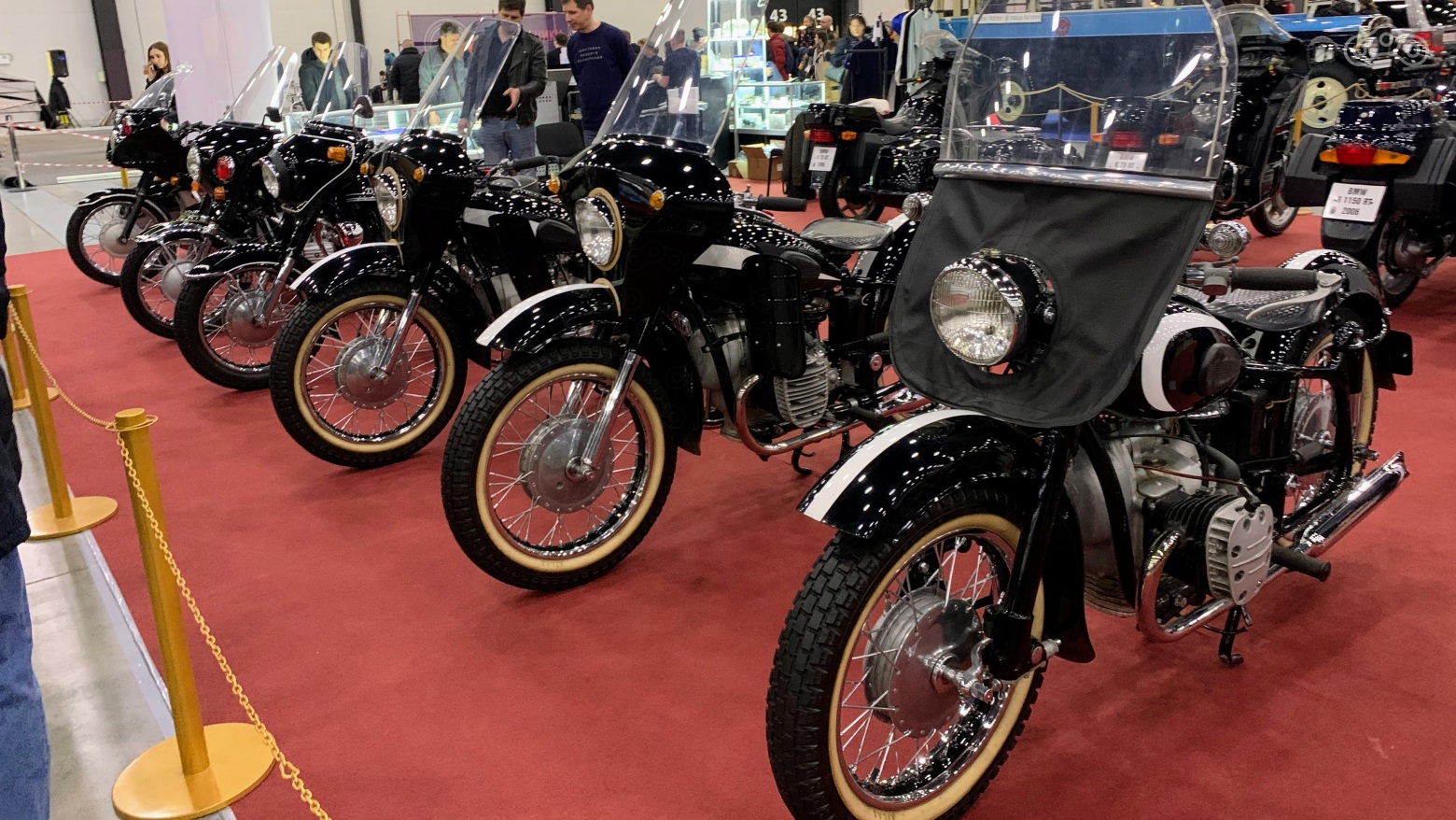 11. Линейка Уралов в разном количестве пластика