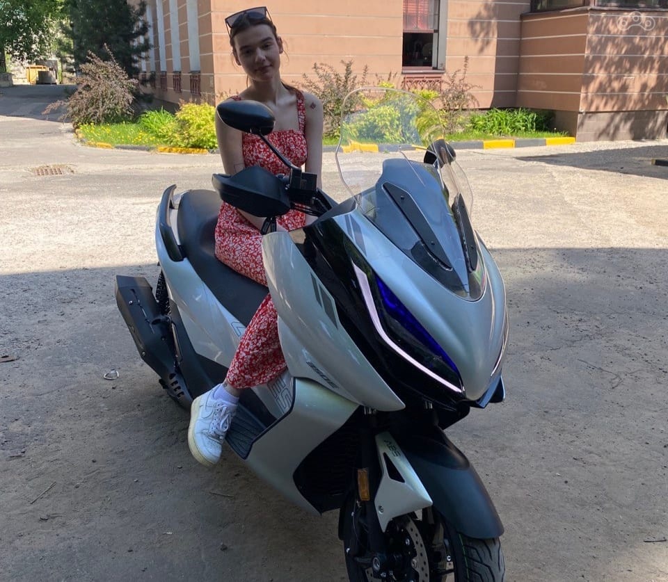 скутер ZONTES 350E