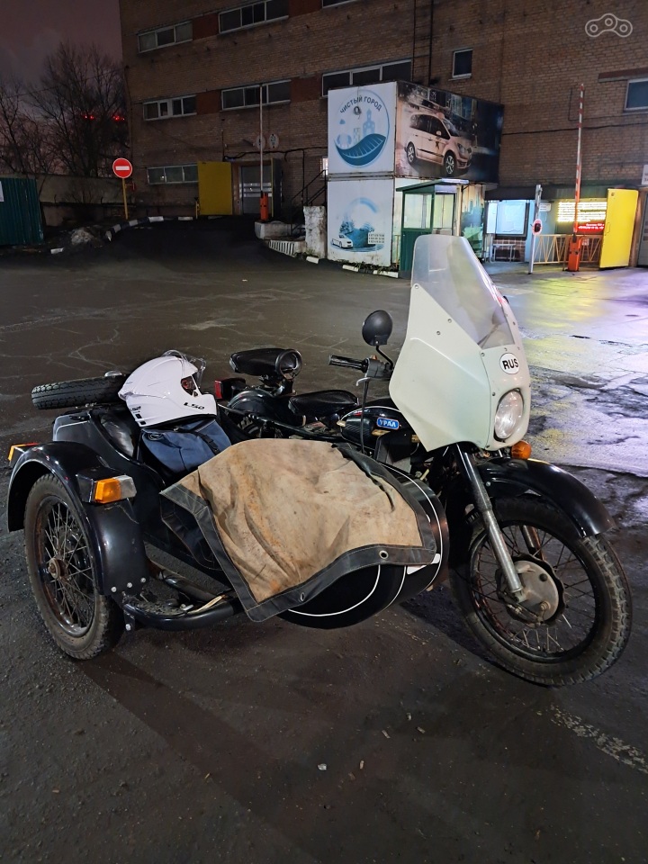 Небольшая передышка у гаража