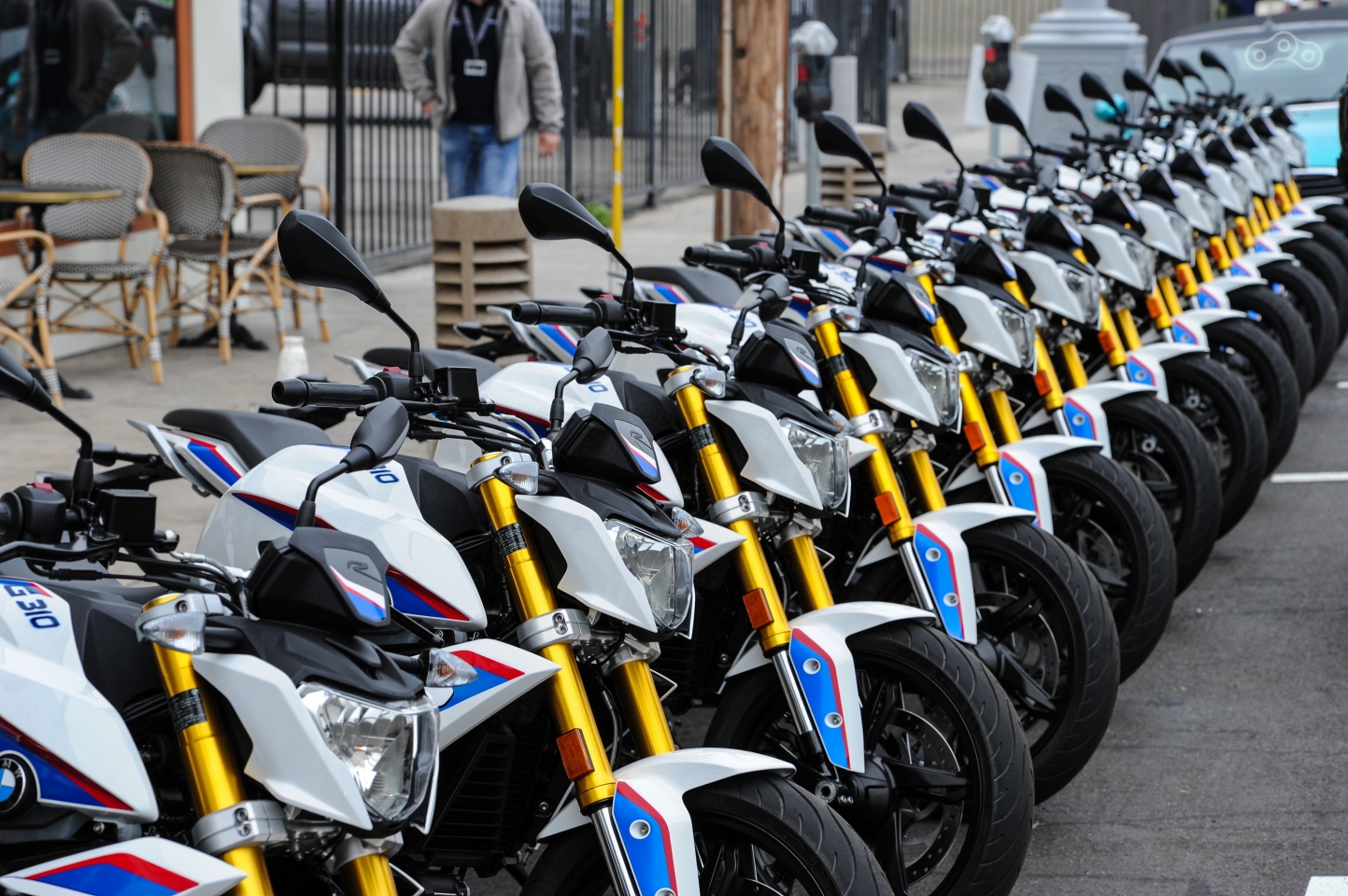 Новый нейкид BMW G310R можно приобрести всего за 300 000 рублей!