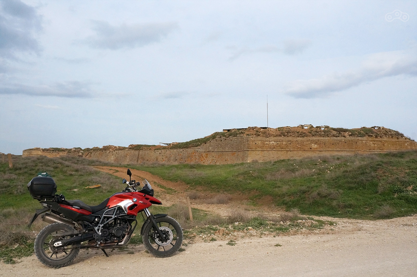 Почти 400 лет крепость неизменно пользуется популярностью у военных