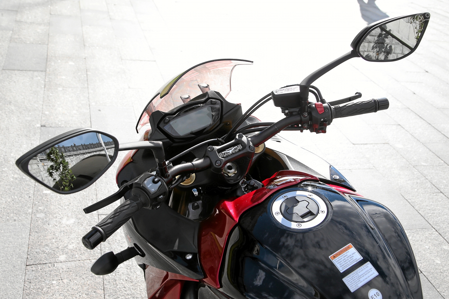 Пульты выполнены с японской дотошностью и производят приятное впечатление