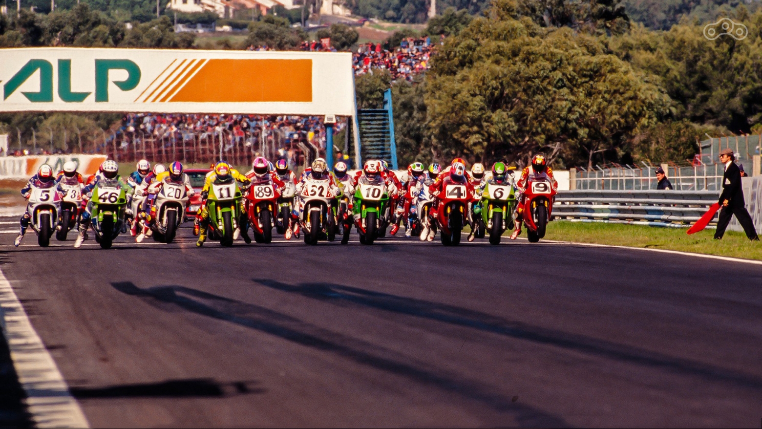 Отмена послаблений для моторов V2 превратила чемпионат мира в гонку японских производителей. Фото – WorldSBK