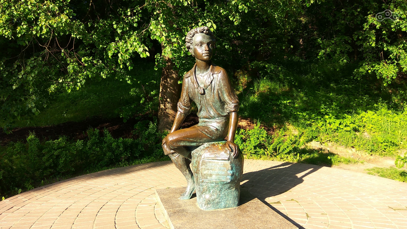 Памятник юному Пушкину. Захарово, Московская область