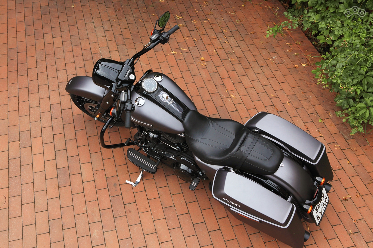 Несмотря на изменения в модельном ряду 2018 года, Road King Special по прежнему числится в семействе Touring