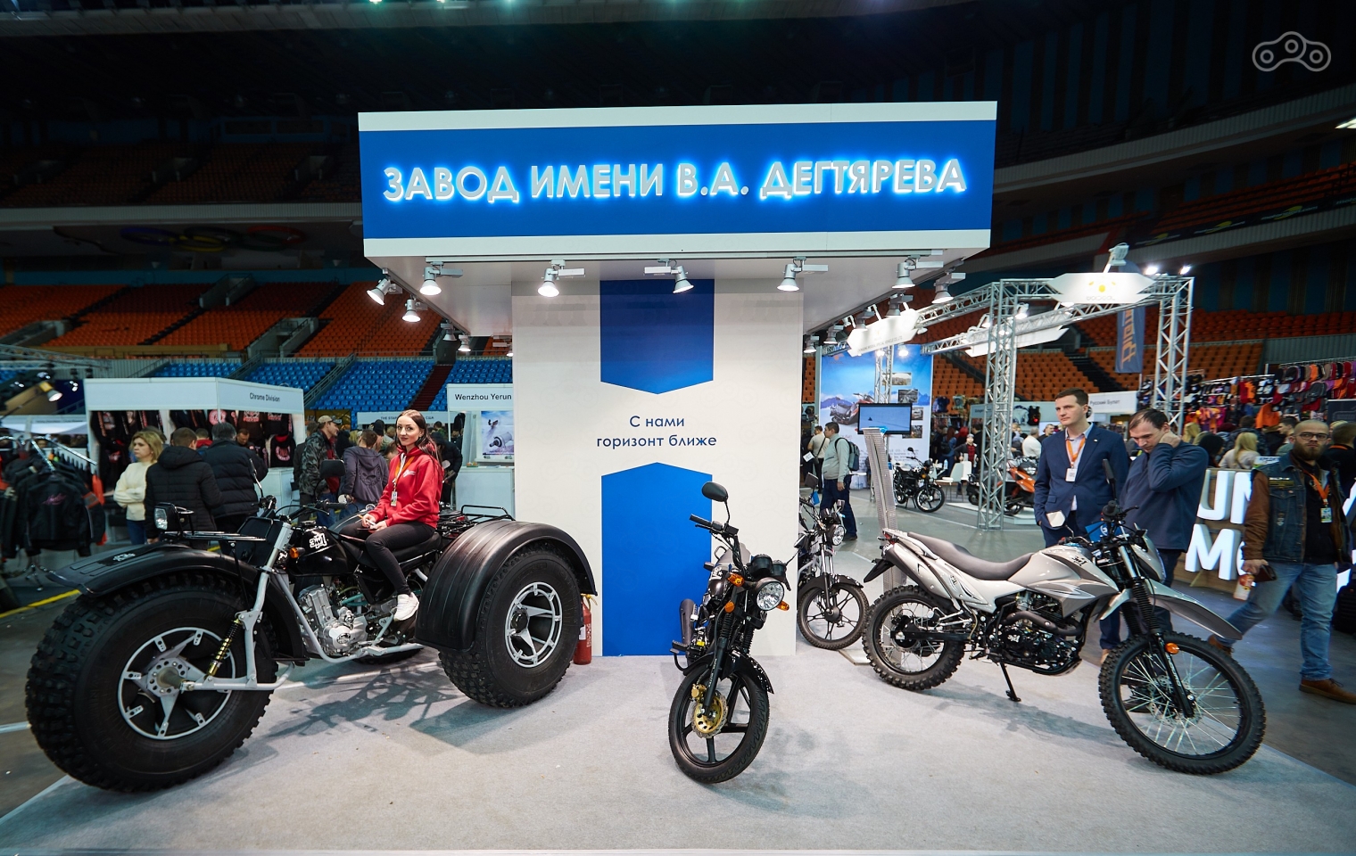 В этом году на выставке дебютировал Завод им. Дегтярева, представивший новую линейку мототехники