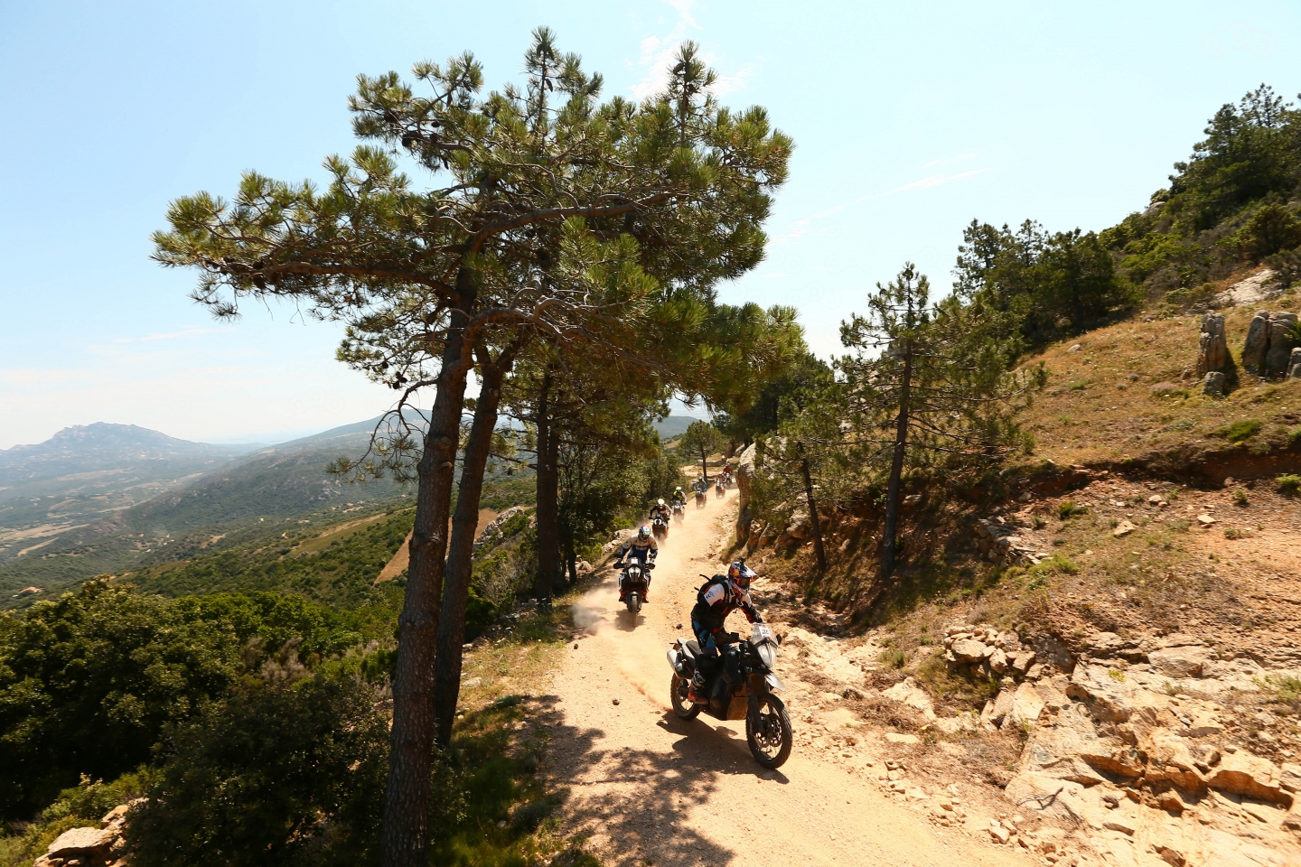 Крис Бёрч тестирует новинку