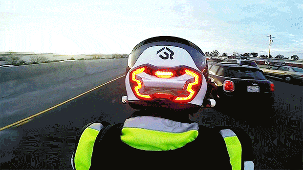 Благодаря светодиодам, стоп-сигнал виден и днем и ночью!