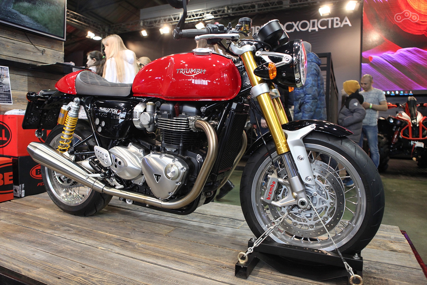 Triumph Truxton 1200 на выставке Мотовесна 2017
