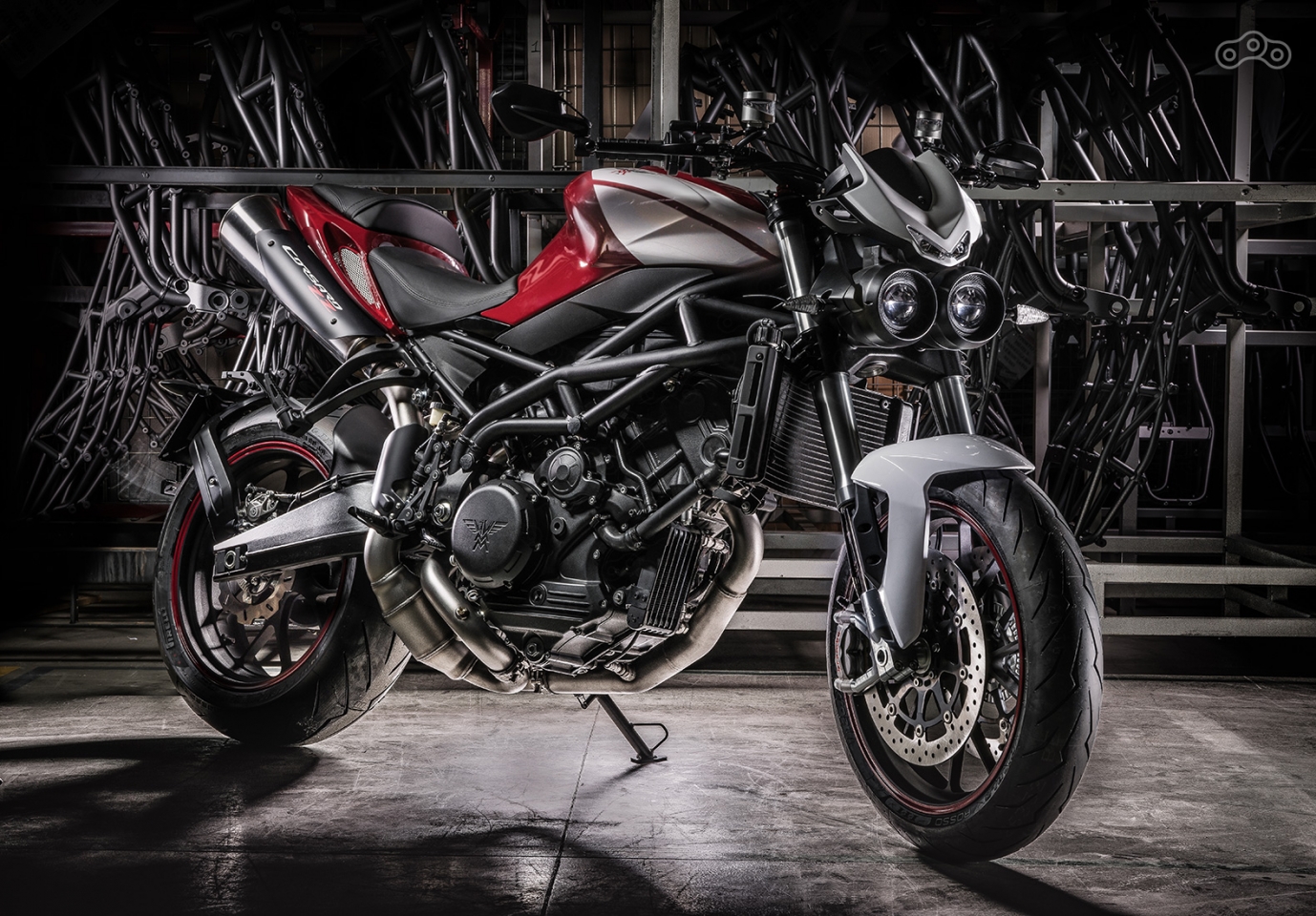 Обновлённый Corsaro 1200 ZZ получил светодиодную оптику