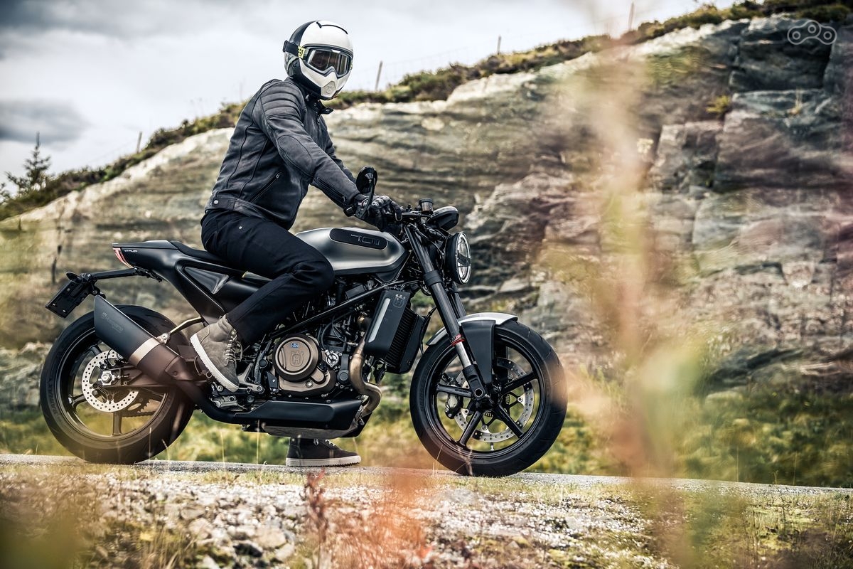 Все дизайнерские решения «Белой стрелы» Husqvarna Vitpilen 701 разработаны в ателье Kiska Design