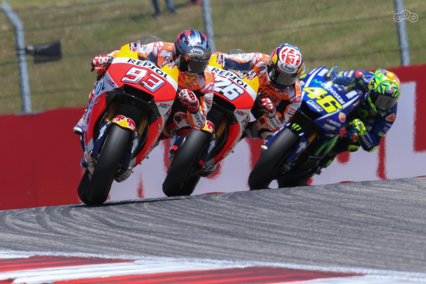 Марк Маркес, Дани Педроса и Валентино Росси на треке третьего этапа гонок MotoGP 2017