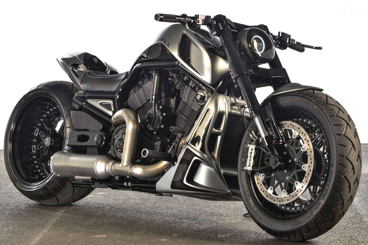 Чёткой границы между автомобилем и мотоциклом в постановлении нет, техника названа колёсным транспортным средством