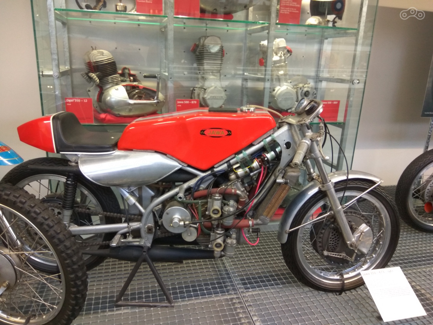 Jawa 350-673 1967 (0,34 литра, 80л.с. макс. 267км/ч, вес 138) - просто пуля!