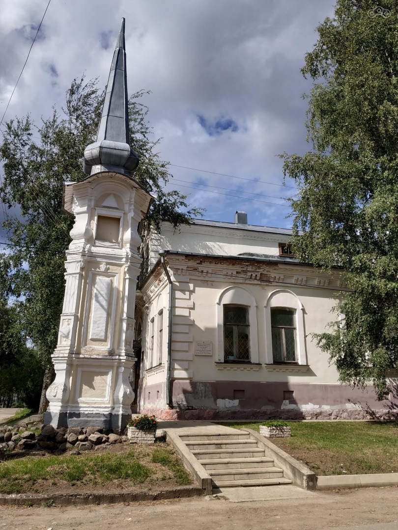 Вальский столп