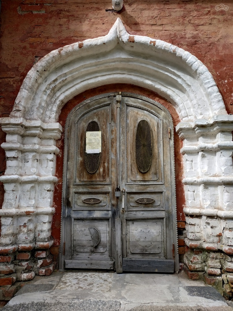 врата Троицкого собора