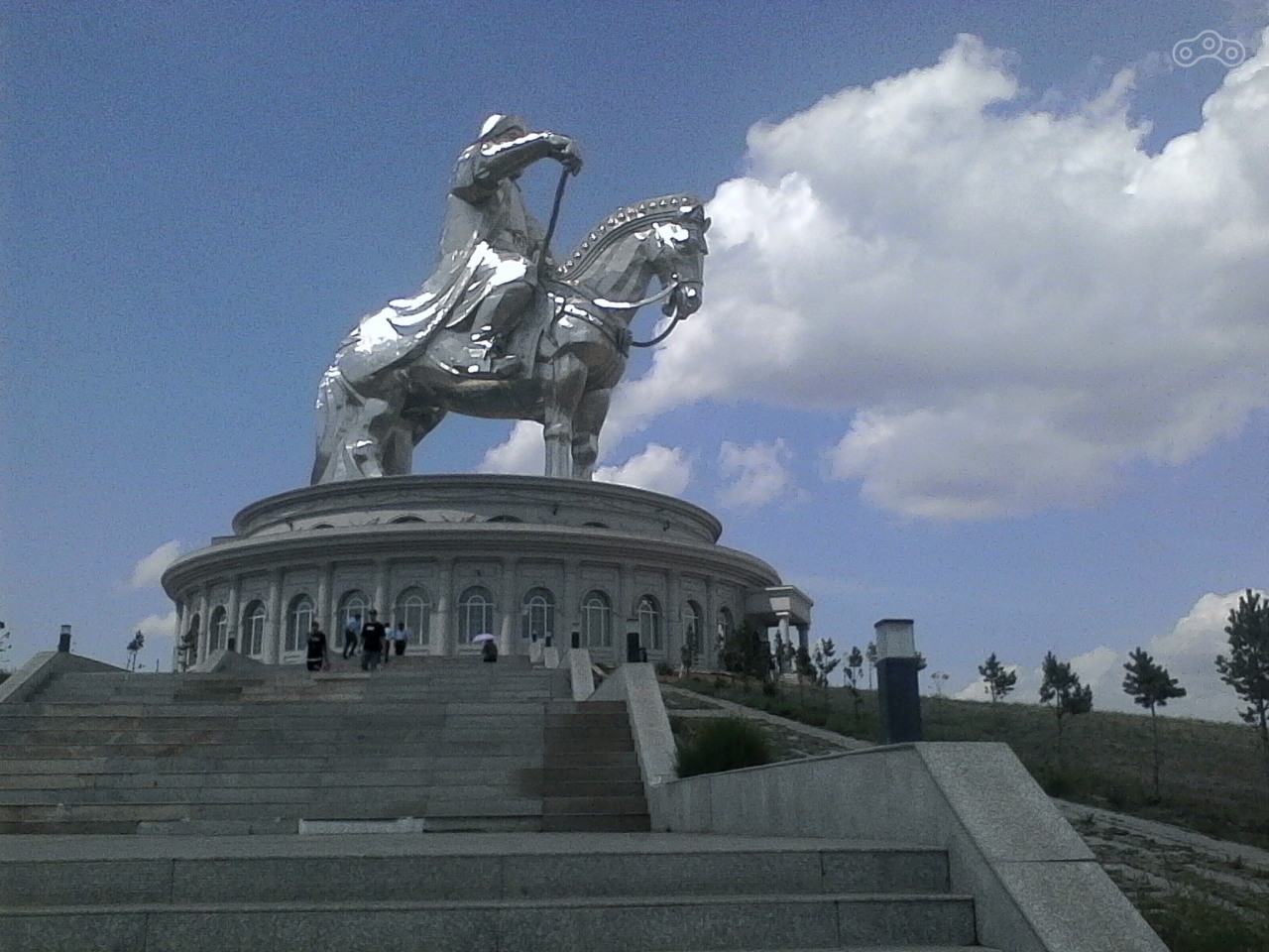 Статуя Чингиз-Хана.