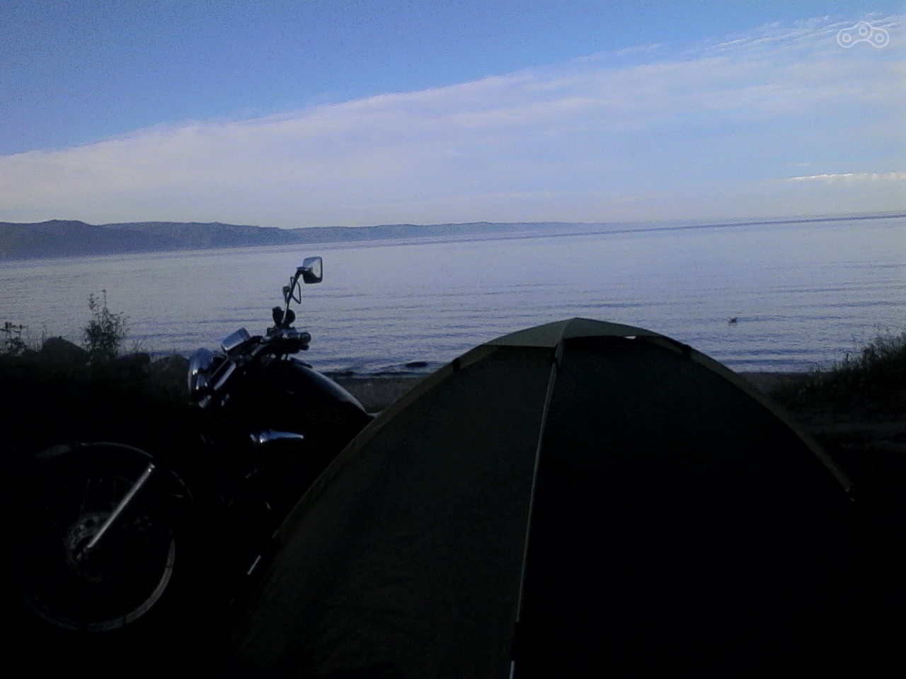 Ночь на байкальском берегу.