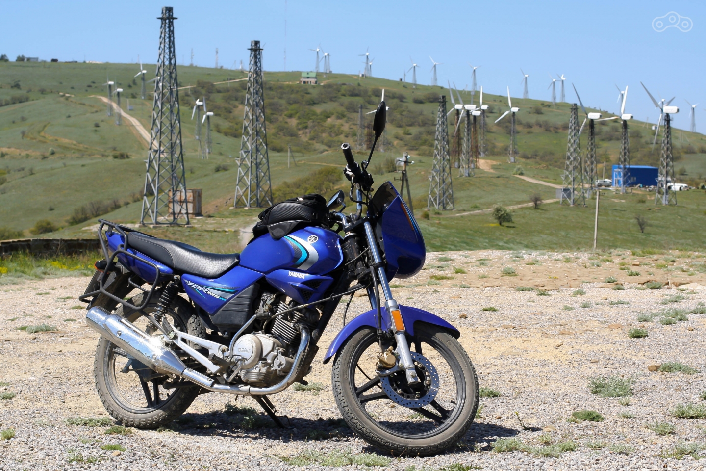 мыс Меганом, тут целая поляна ветряков