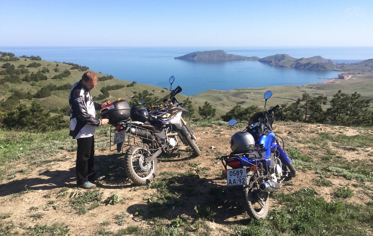 Еще одно место с классным видом, теперь мы лицезреем п. Ордженикидзе